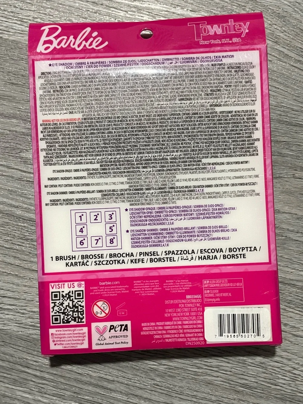 NWT Barbie Bright Pink Holographic Eyeshadow Makeup Set Packaging